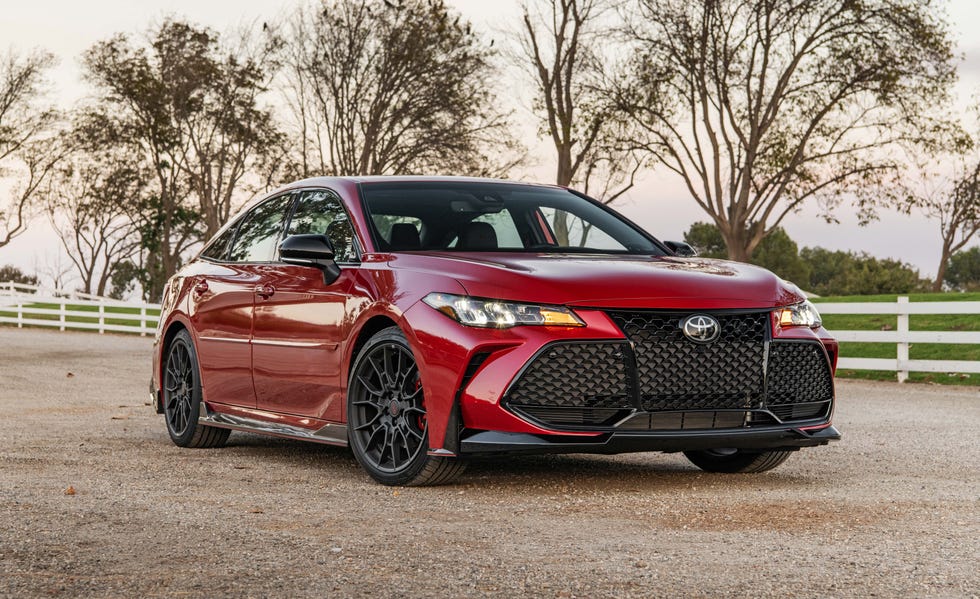 In-Depth Photos of the 2020 Toyota Avalon TRD