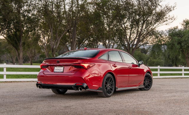 In-Depth Photos of the 2020 Toyota Avalon TRD