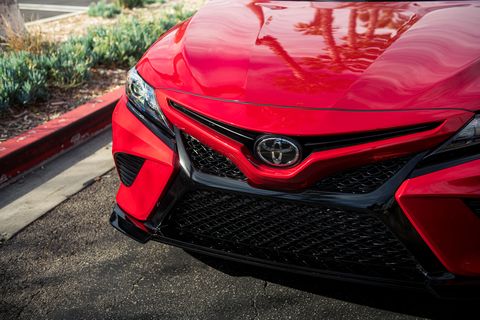 2020 toyota camry trd grille