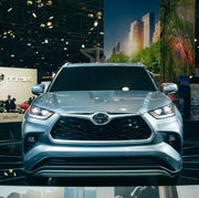 Land vehicle, Vehicle, Car, Auto show, Automotive design, Motor vehicle, Sport utility vehicle, Crossover suv, Compact sport utility vehicle, Mini SUV, 