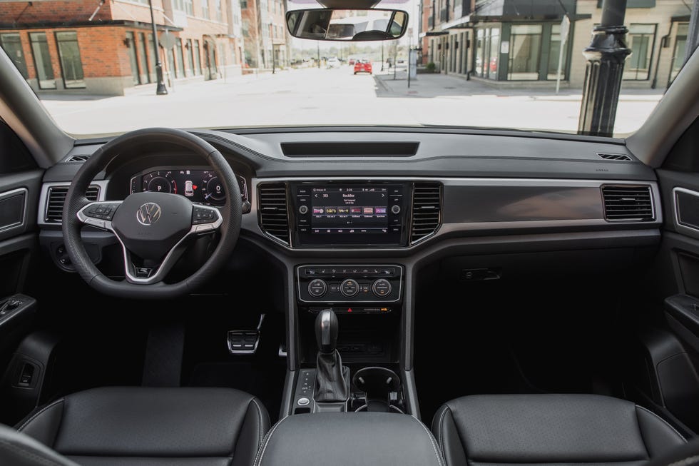 2021 Volkswagen Atlas Has a Prettier Face and the Same Great Space