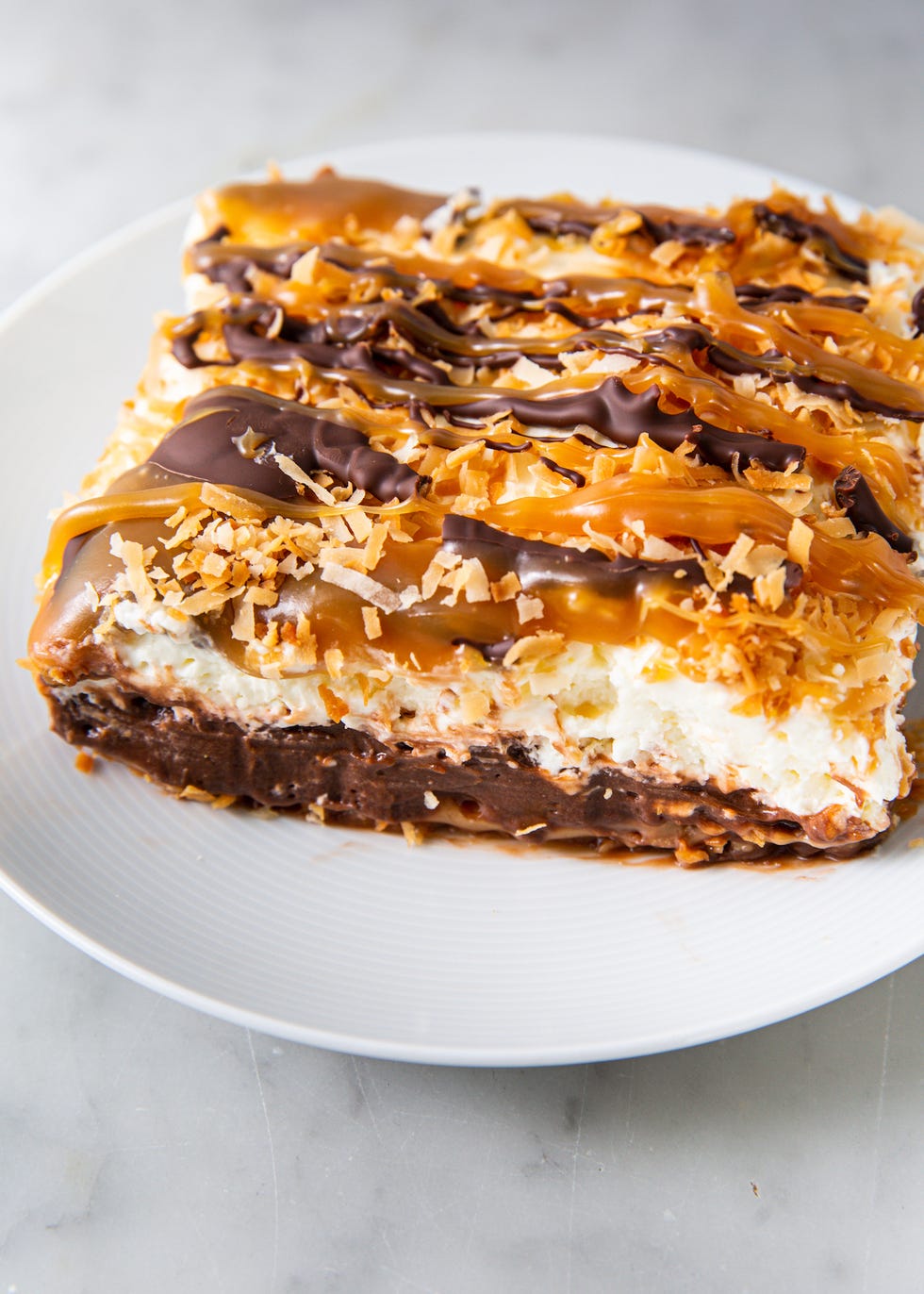 dish, food, cuisine, ingredient, dessert, baked goods, snack cake, cake, caramel, produce,