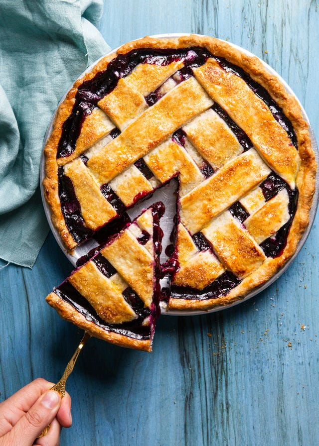 Best Blackberry Pie Recipe - How To Make Blackberry Pie