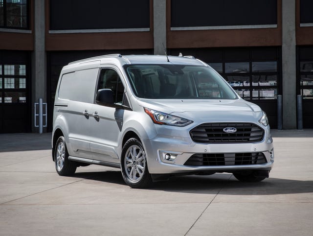 2020 ford transit connect front