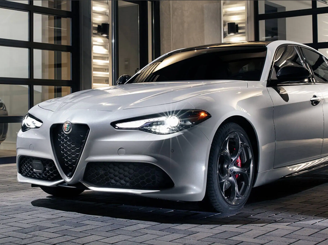 2021 alfa romeo giulia fornt