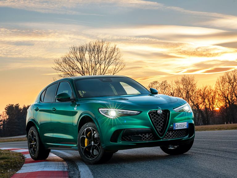 Alfa Romeo Vehicles: Prices, Reviews & Pictures