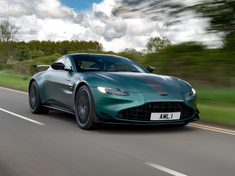 2021 aston martin vantage f1 edition front