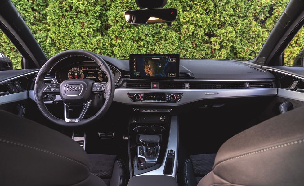Audi A4 Review, For Sale, Colours, Interior, Specs & News