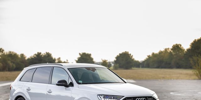 Audi Q7 Driving, Engines & Performance
