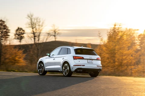 2021 audi sq5 rear