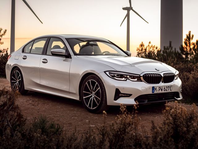2021 bmw 3 series front