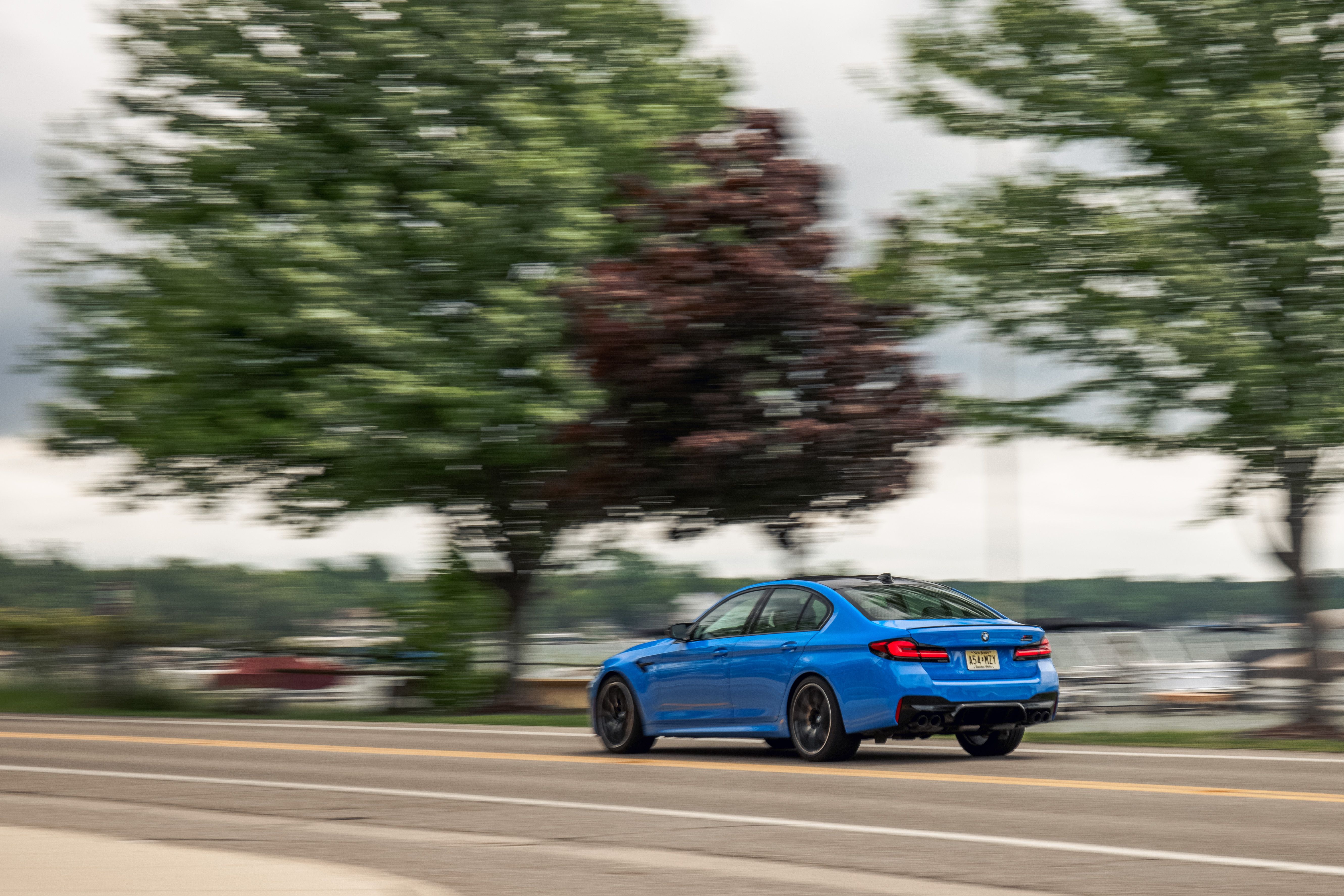 2023 bmw store m5