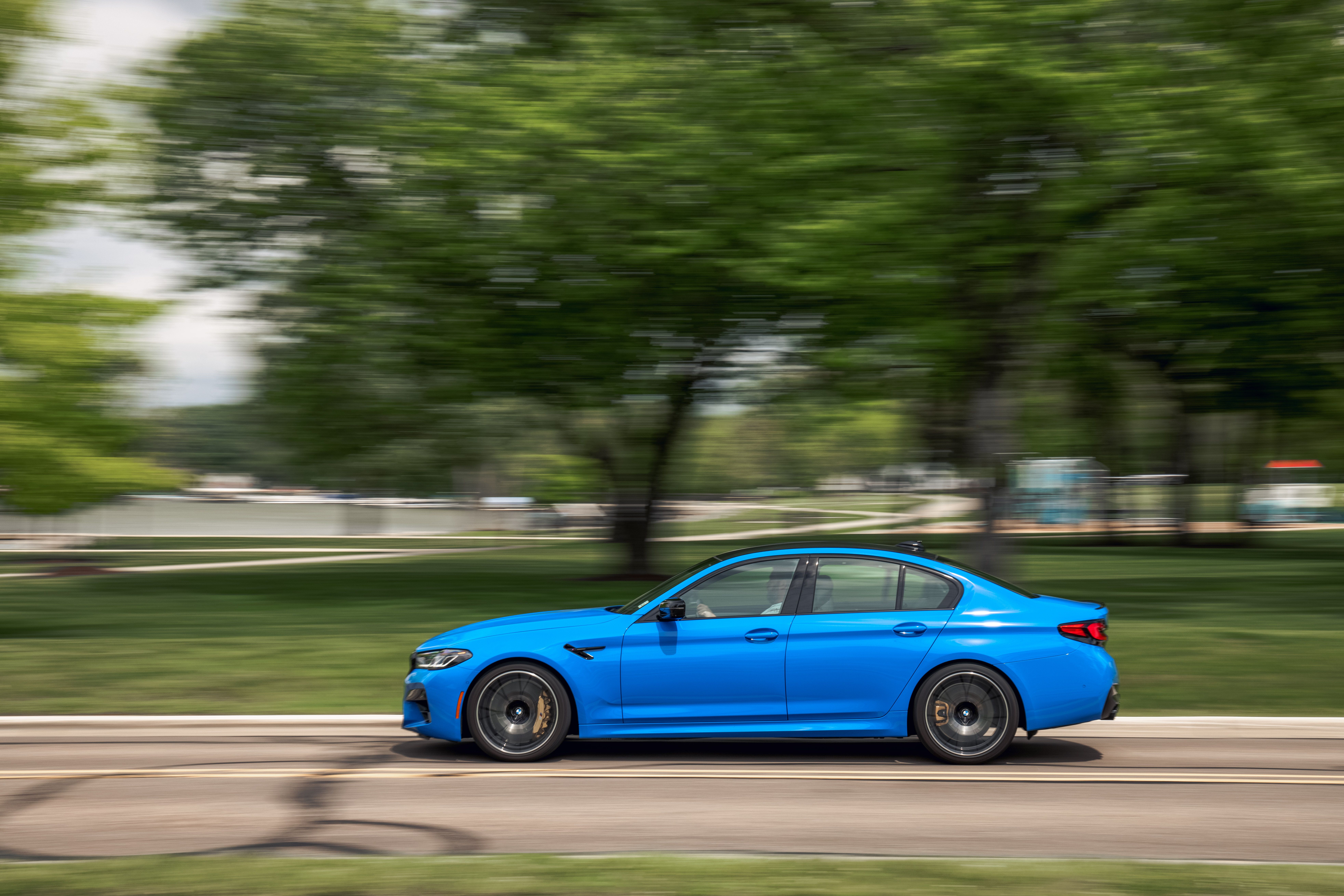 View Photos of the 2021 BMW M5 Competition