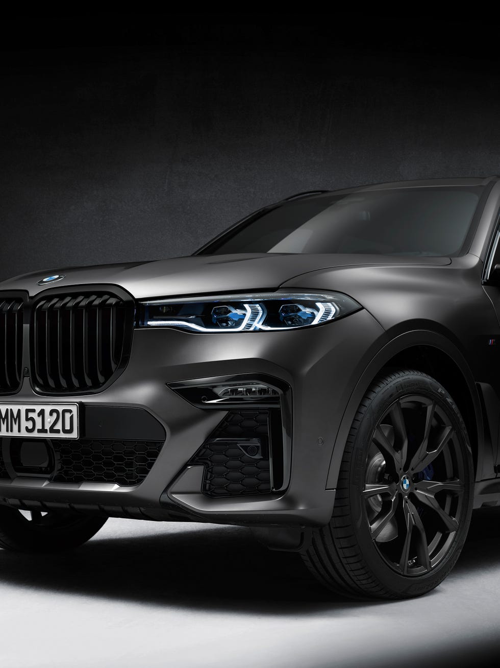 View Photos Of 2021 Bmw X7 Dark Shadow Edition