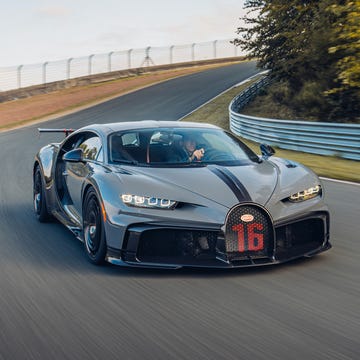 2021 bugatti chiron pur sport front