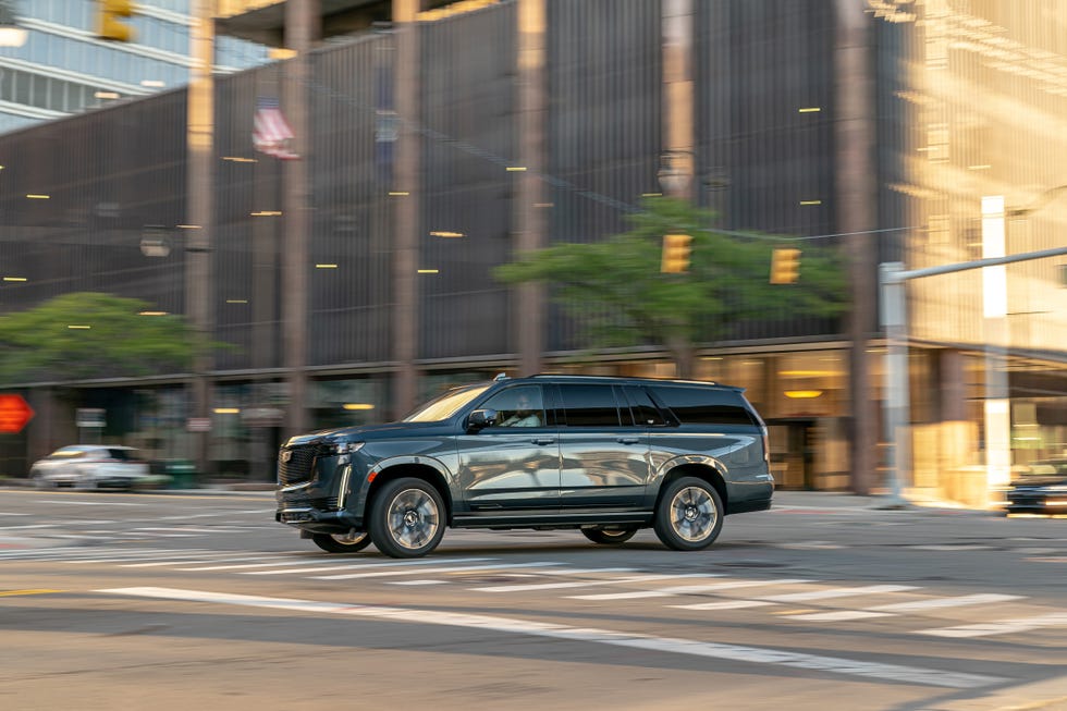 View Photos of the 2021 Cadillac Escalade ESV Sport Platinum