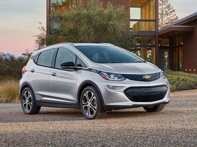 2021 chevrolet bolt ev front