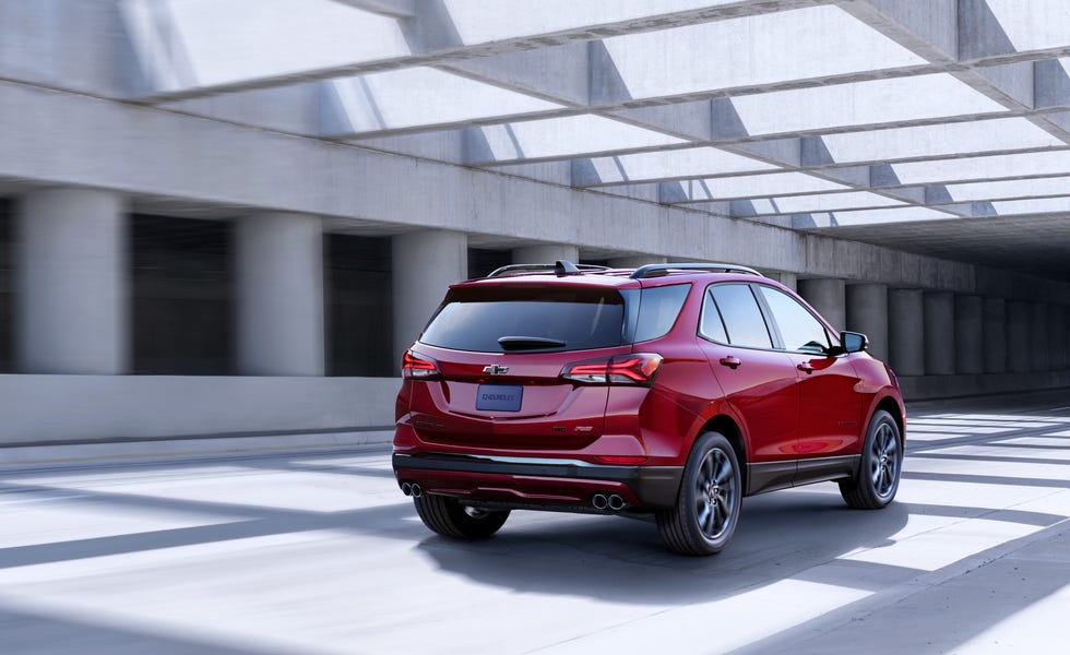 2021 Chevrolet Equinox rear