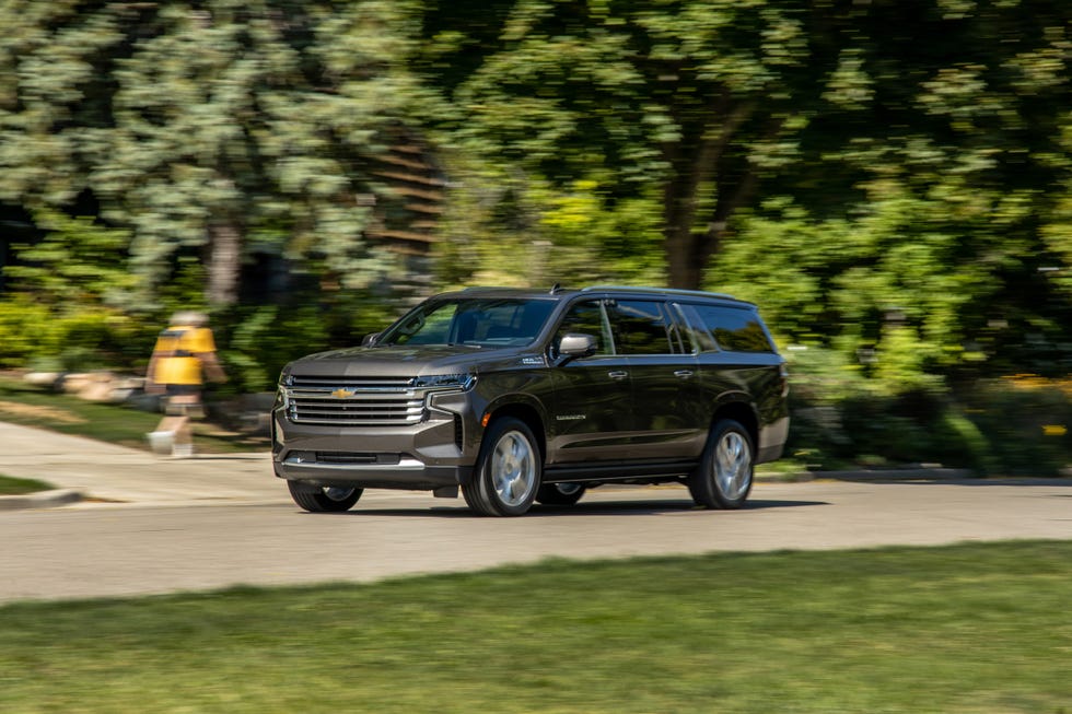 Tested: 2021 Chevrolet Suburban 6.2L Is a Familiar Brute