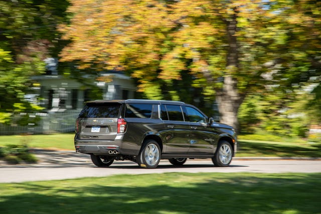 Tested: 2021 Chevrolet Suburban 6.2L Is a Familiar Brute