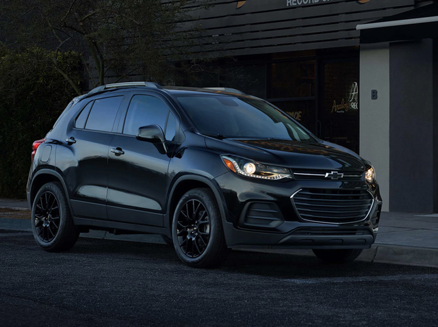 2021 chevrolet trax front