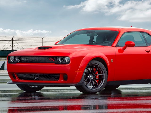 2021 dodge challenger front