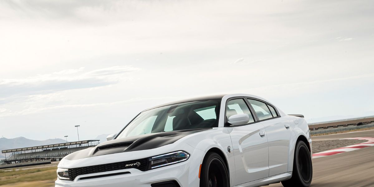 2008 Dodge Charger SRT Hellcat SRT8 4dr Sdn RWD Features and Specs