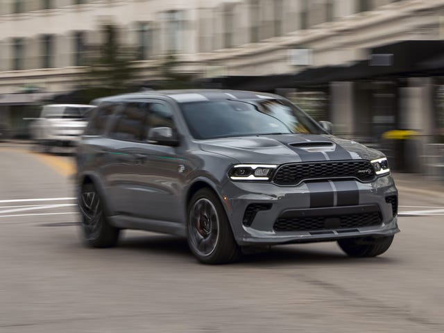 2023 dodge durango srt hellcat