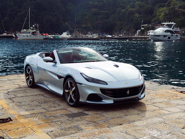 2021 ferrari portofino m front