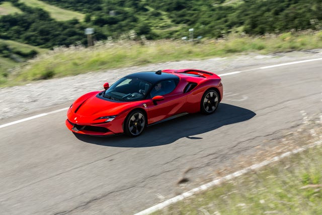 View Photos of the 2021 Ferrari SF90 Stradale