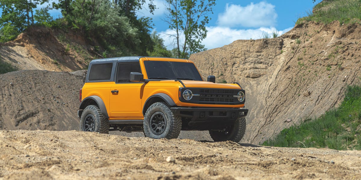 View Photos of the 2021 Ford Bronco 2-Door