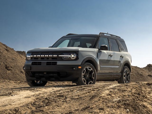 2021 ford bronco sport outer banks front