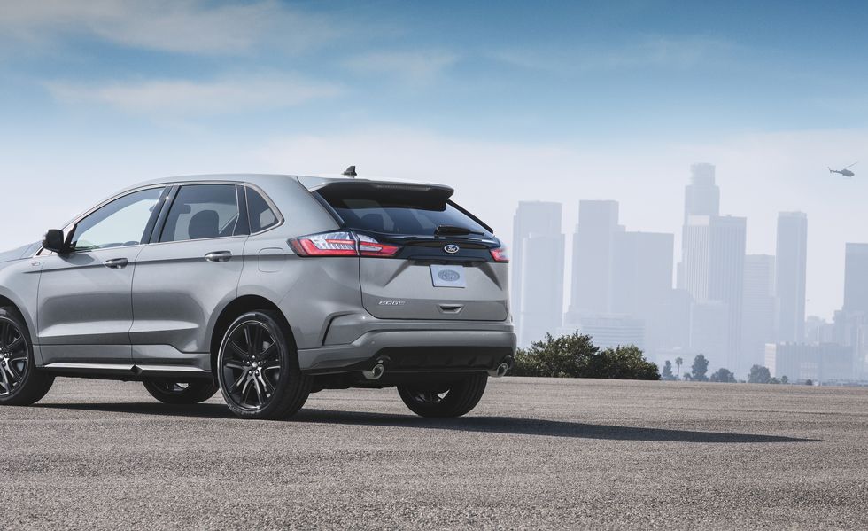 2021 Ford Edge Review, Pricing, and Specs