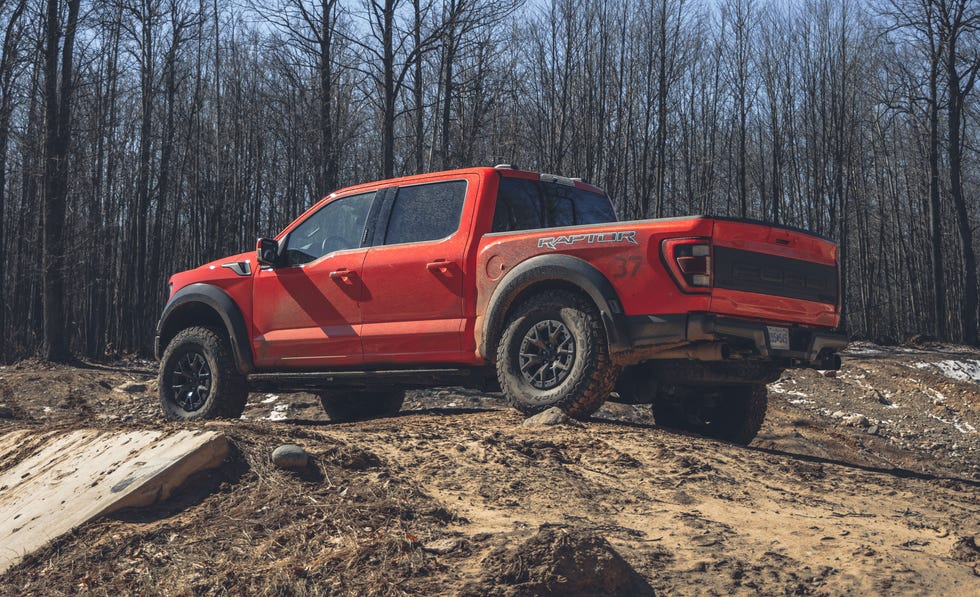 2021 ford f150 raptor 37 performance package