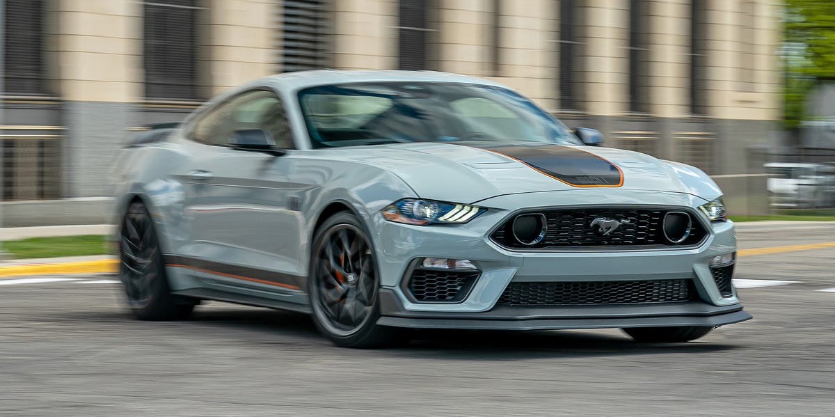 2019 Ford Mustang Review, Pricing, & Pictures