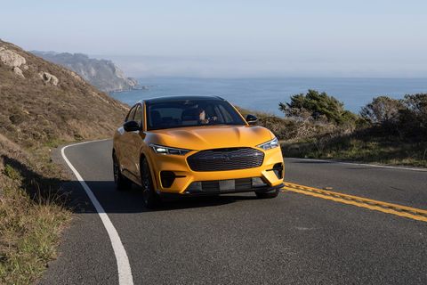 2021 ford mustang mache gt