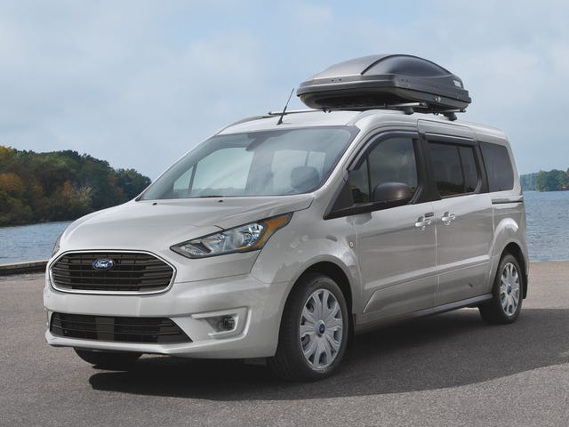 2021 ford transit connect front