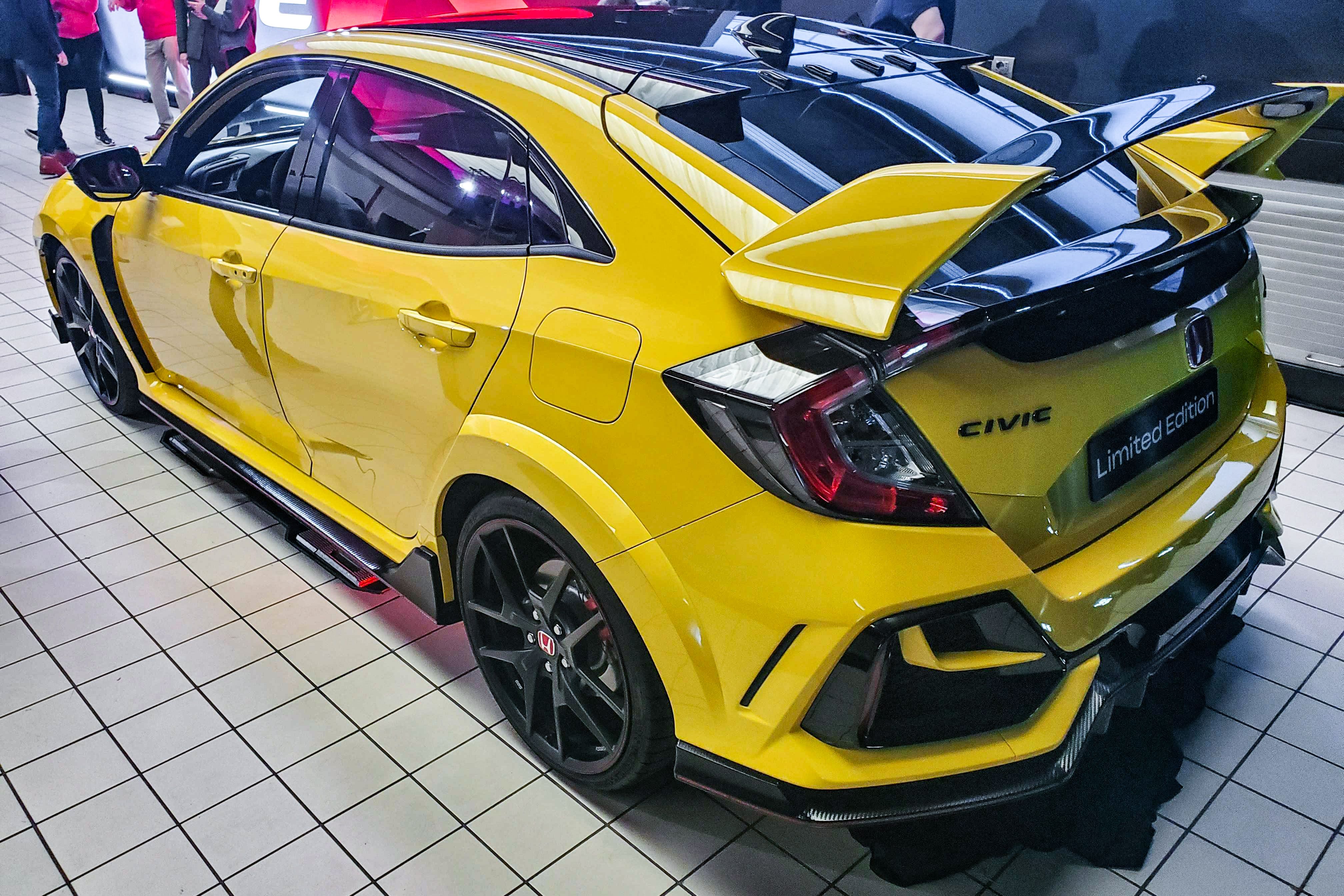 For 2021, Honda Civic Type R Adds a Race-Focused Limited Edition