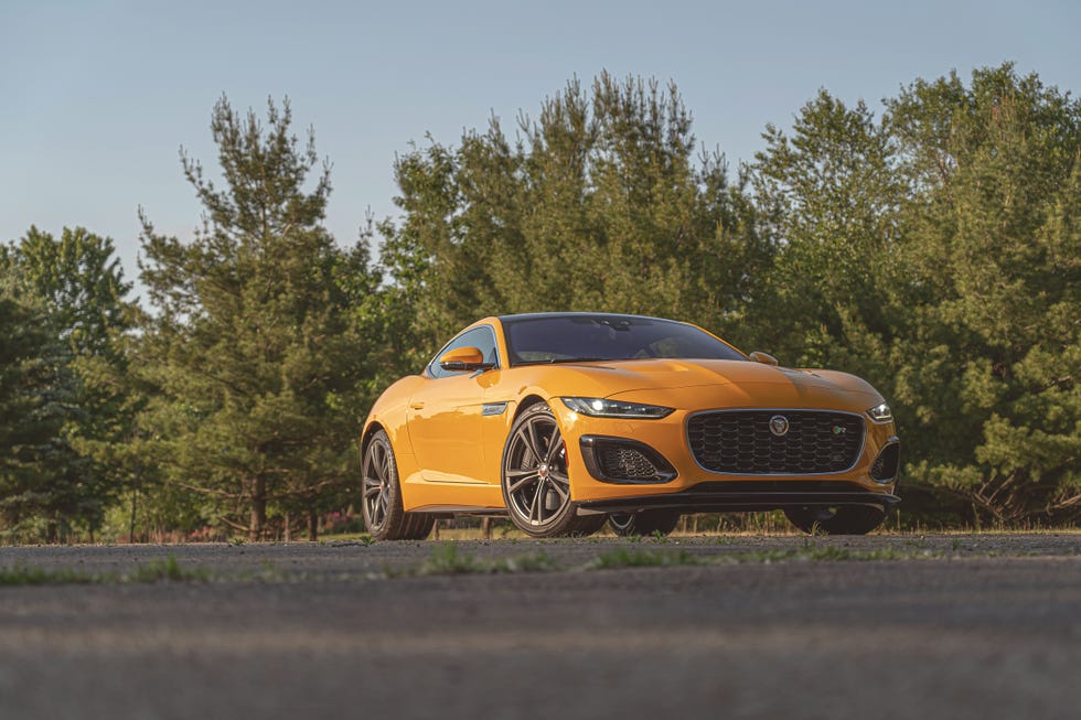 2024 Porsche 718 Spyder RS vs Jaguar F-Type