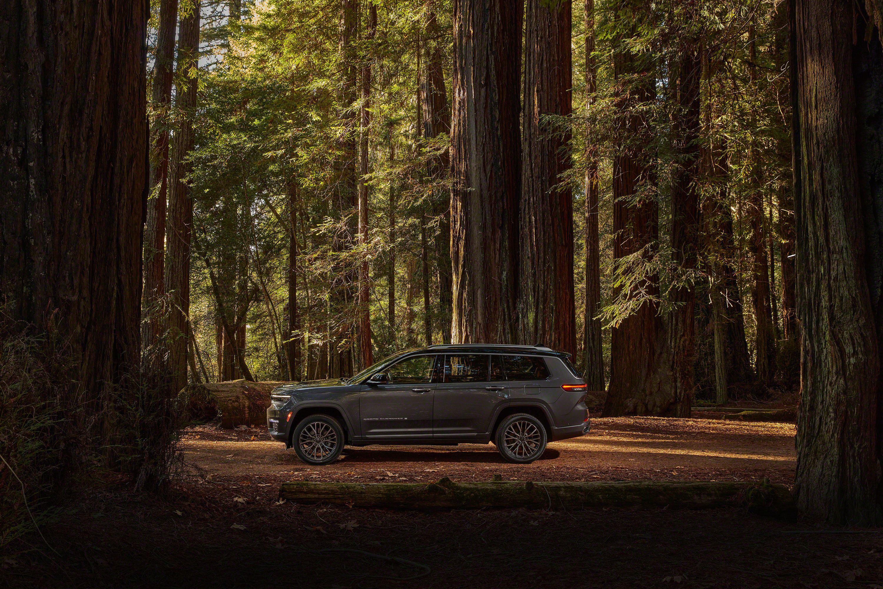 2021 Jeep Grand Cherokee L Is First of a Luxurious New Generation