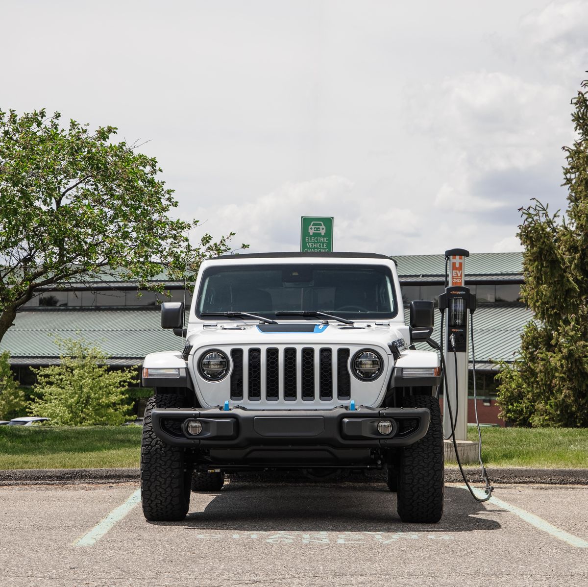 Jeep Increases Price of Wrangler 4xe Plug-In Hybrid