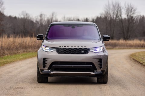 View Photos of the 2021 Land Rover Discovery P360 R-Dynamic S