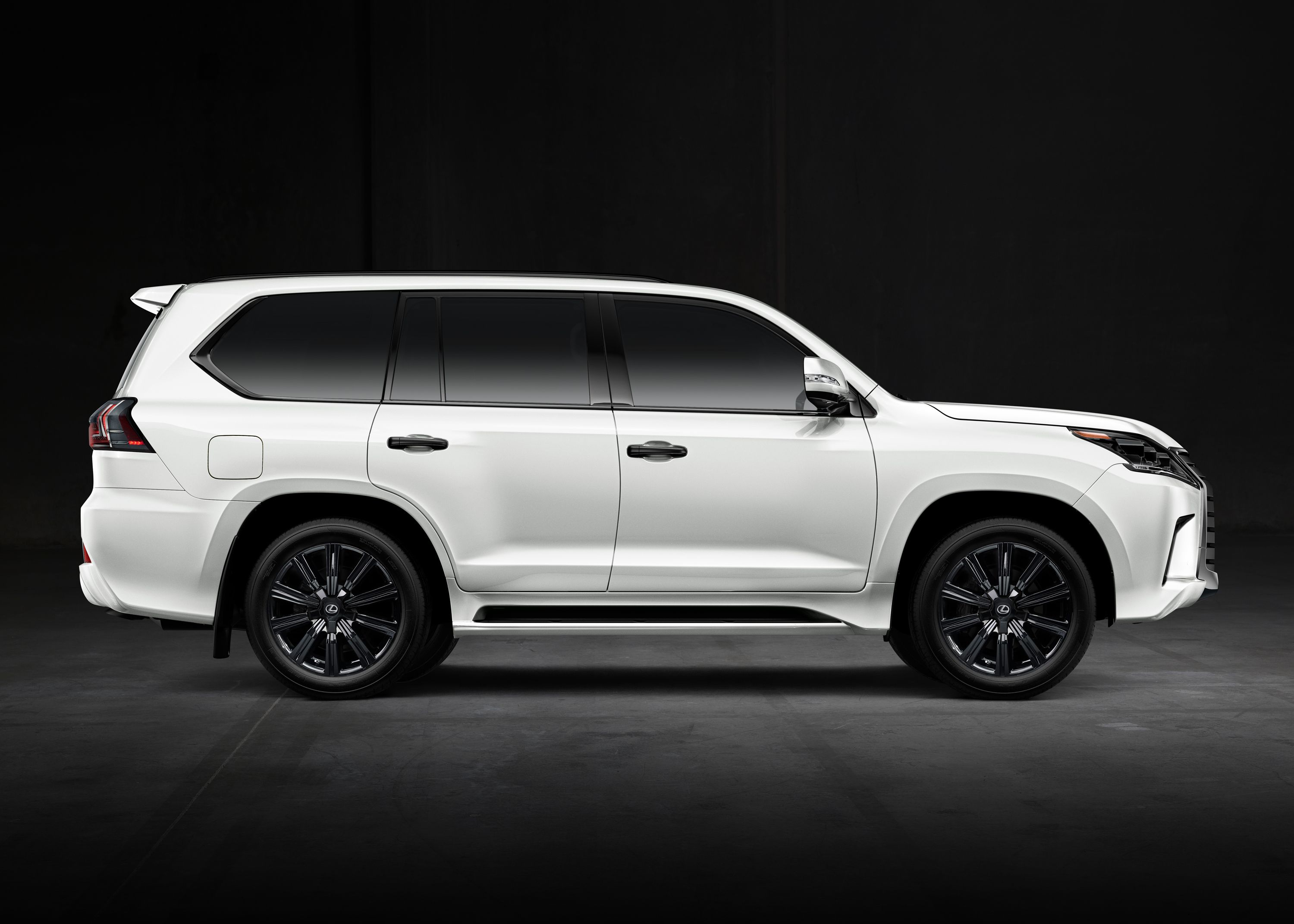 2021 Lexus LX Review, Pricing, and Specs