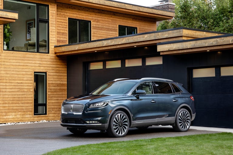 2021 Lincoln Nautilus Review, Pricing, and Specs