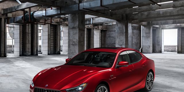Bedankt diefstal waarde 2022 Maserati Ghibli Review, Pricing, and Specs