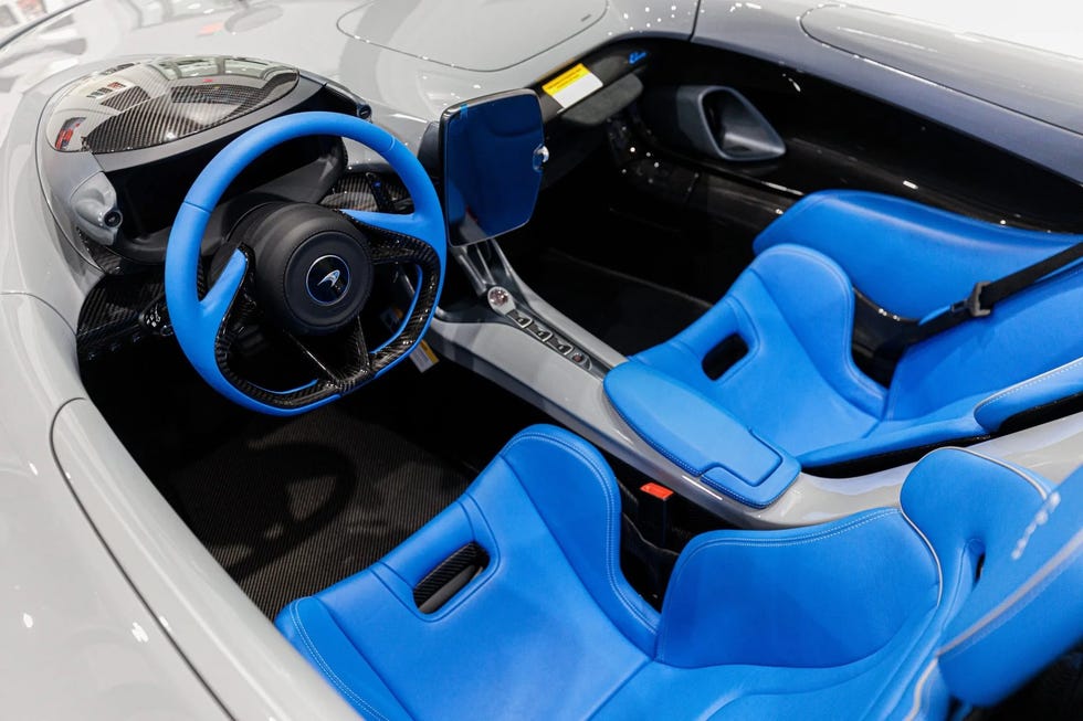 interior mclaren elva 2021