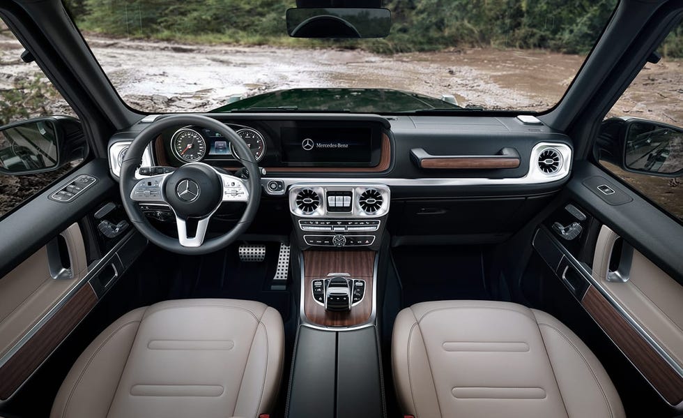 2023 mercedes benz g class interior