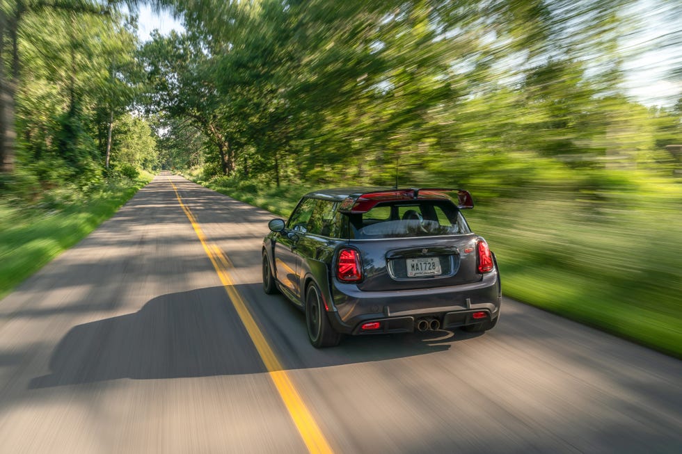 Mini Cooper S Jcw 2021: prova, video, scheda tecnica e prezzo