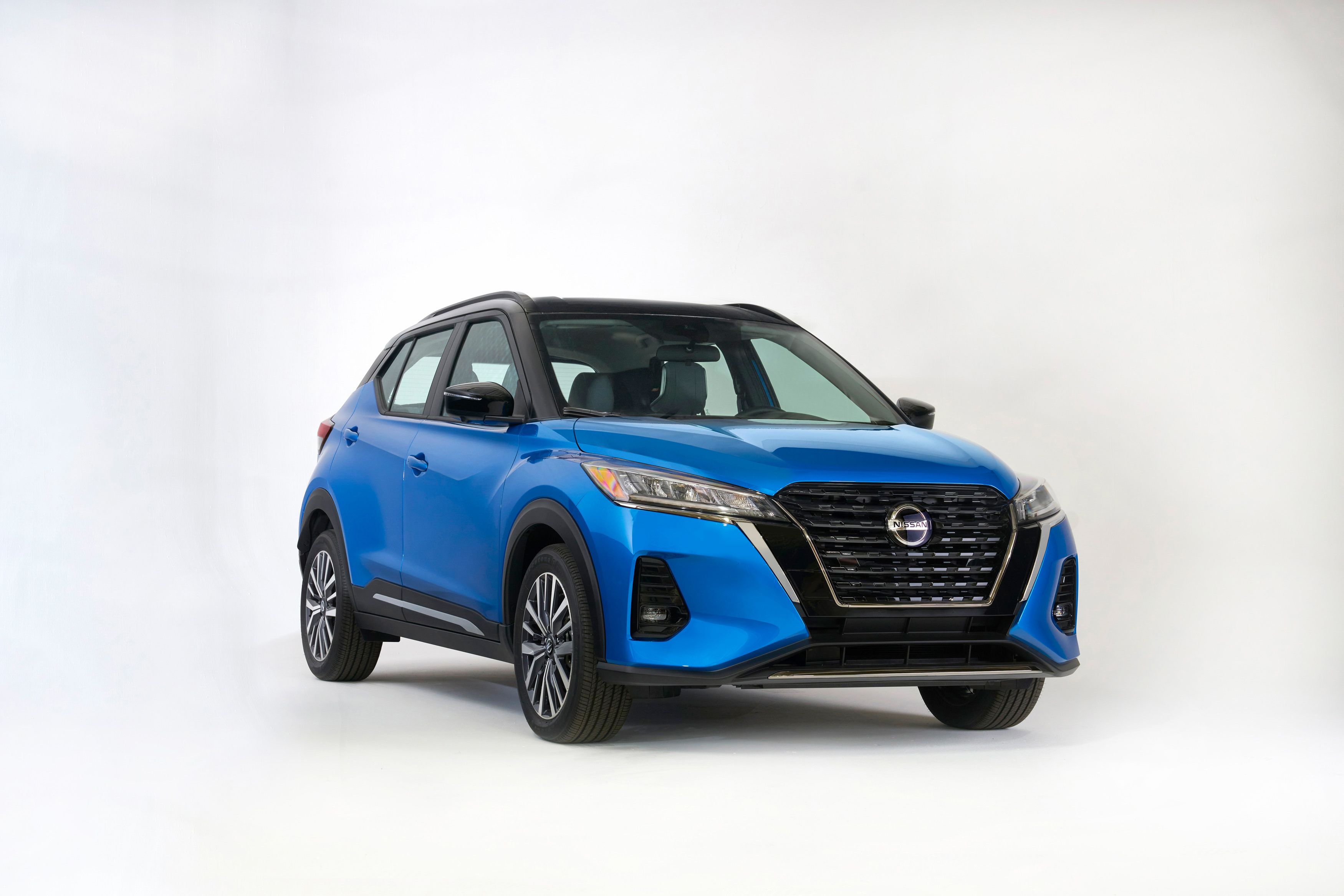 Nissan kicks deals 2021 harga