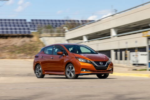 View Photos of the 2021 Nissan Leaf Plus